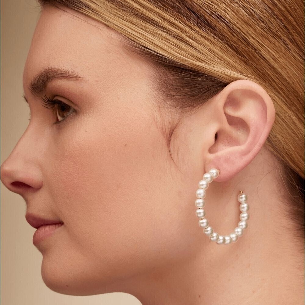 🤍 Pearl Gold Tone Hoop Earrings Chic Elegant NWT